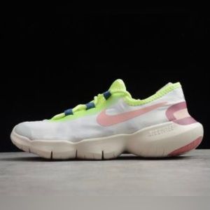 Nike Free RN 5.0 running sneaker shoes size 7 cream pink